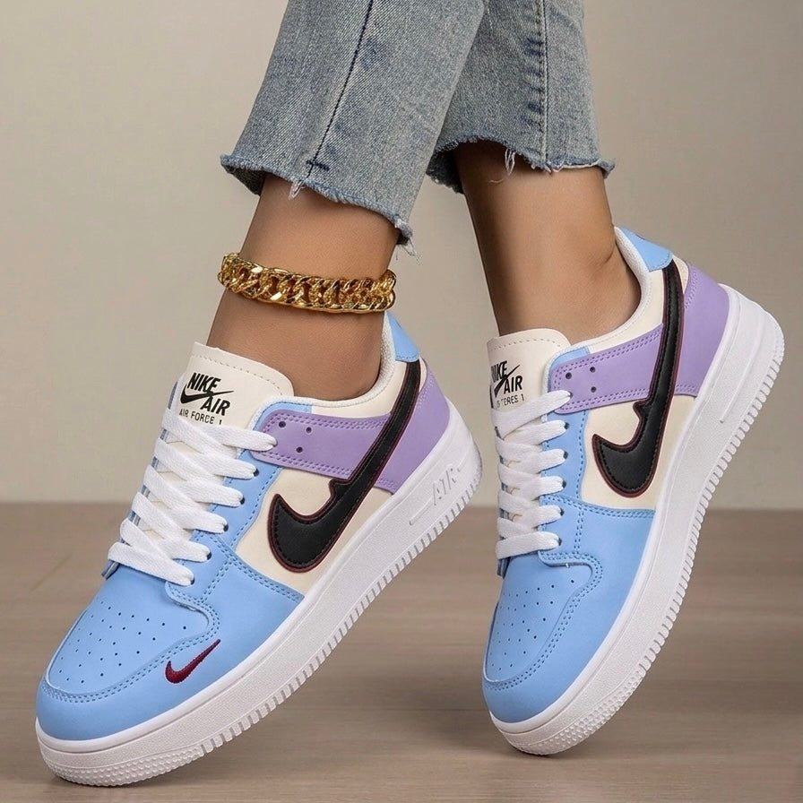 Tick Sneaker